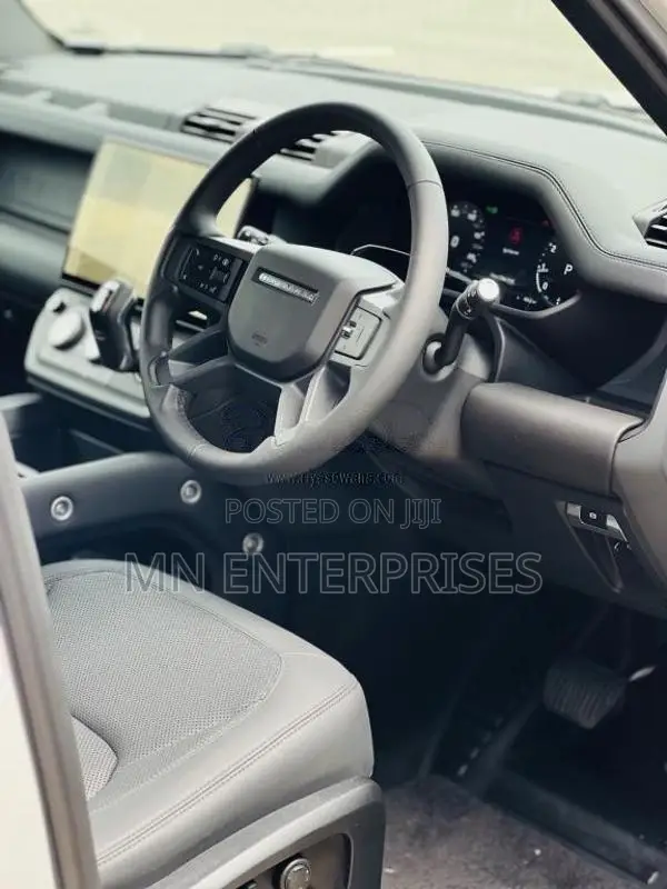 Land-Rover Defender 2026 SUV Unregistered (Recondition)