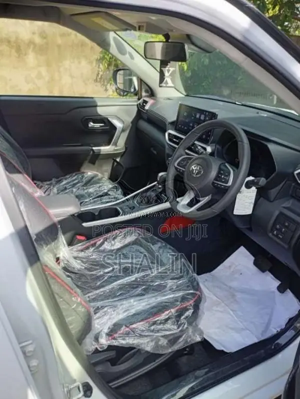 Toyota Raize 2025 SUV Unregistered (Recondition)