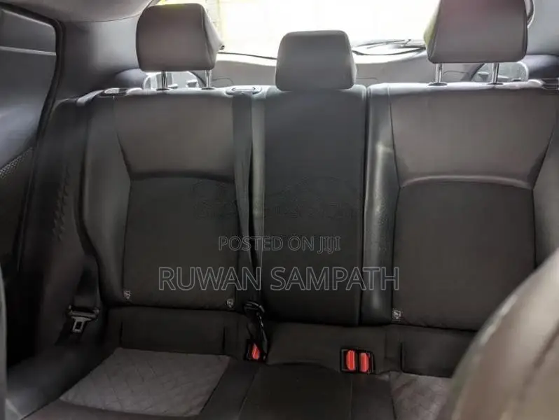 Toyota CHR 2017 SUV (Used)
