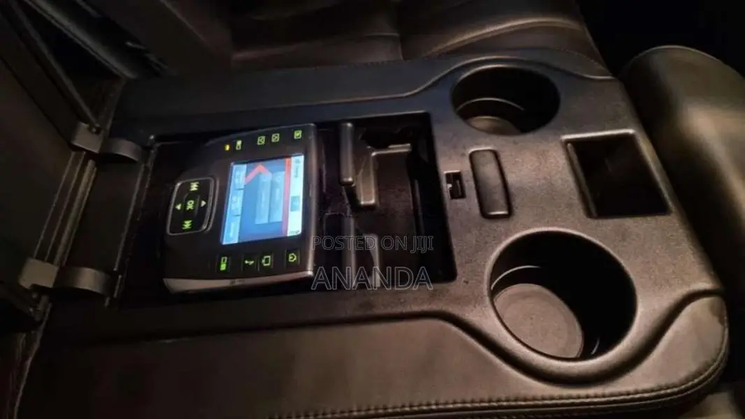 Land-Rover Land Rover 2011 SUV (Used)