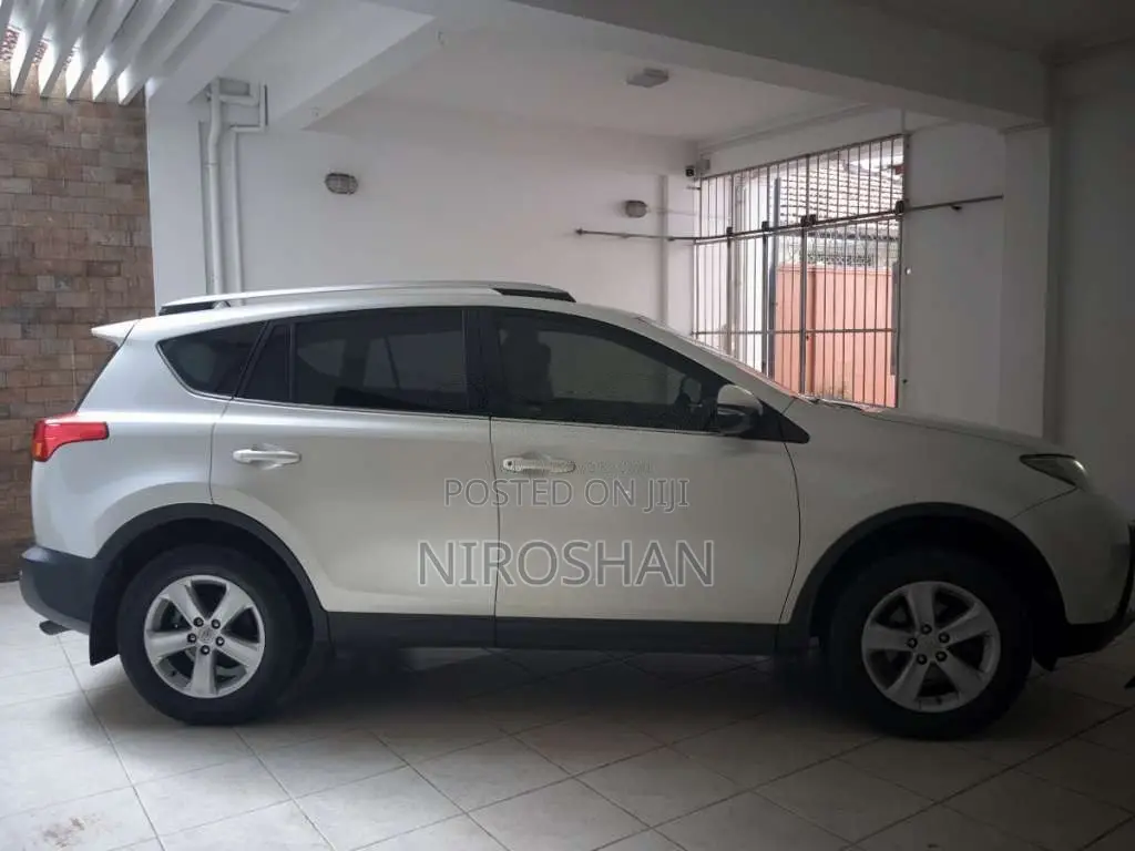 Toyota RAV4 2013 SUV (Used)