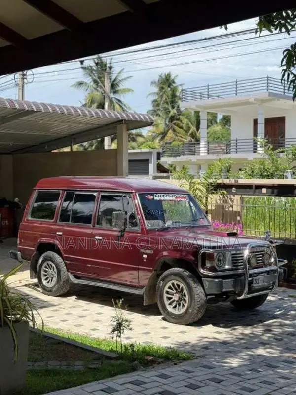 Mitsubishi Pajero Mk1 1988 SUV (Used)