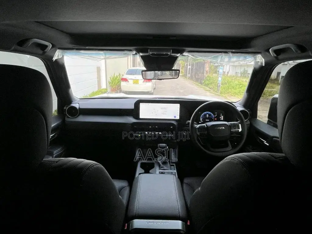 Toyota Land Cruiser 2025 SUV (Used)