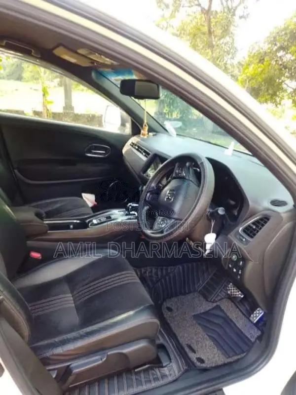 Honda Vezel RS 2018 SUV (Used)
