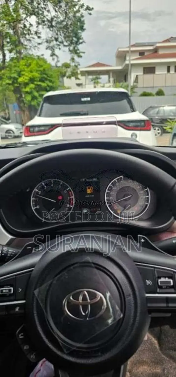 Suzuki Fronx 2025 SUV (Used)