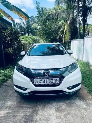 Honda Vezel 2014 SUV (Used)