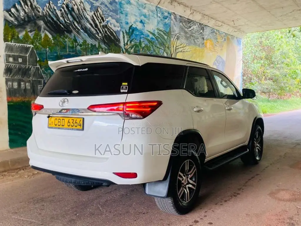 Toyota Fortuner 2018 SUV (Used)