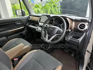 Suzuki Xbee 2023 SUV (Used)