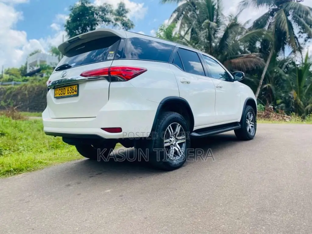 Toyota Fortuner 2018 SUV (Used)