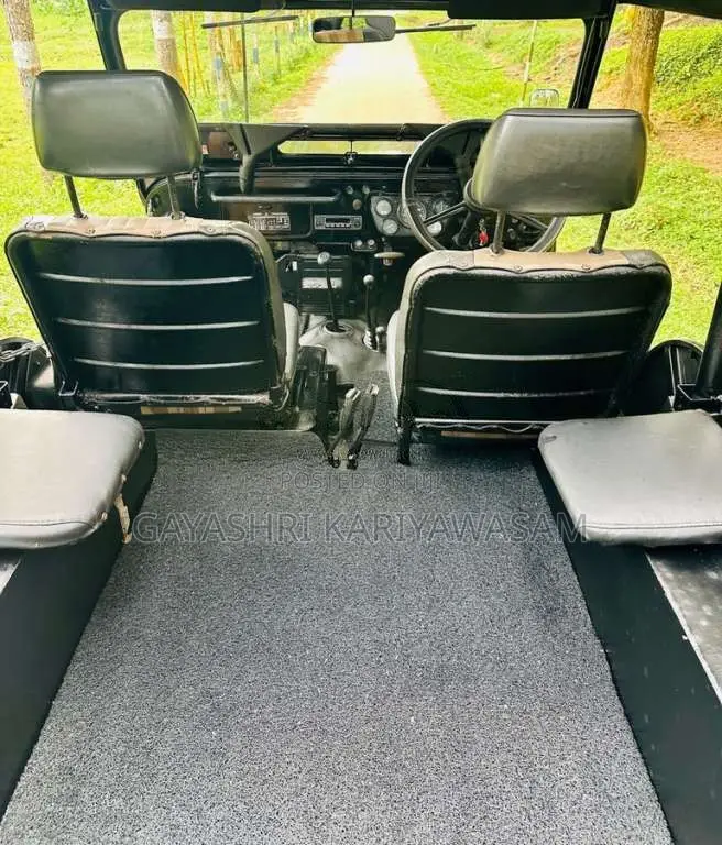 Mitsubishi 4DR6 Safari 1980 SUV (Used)