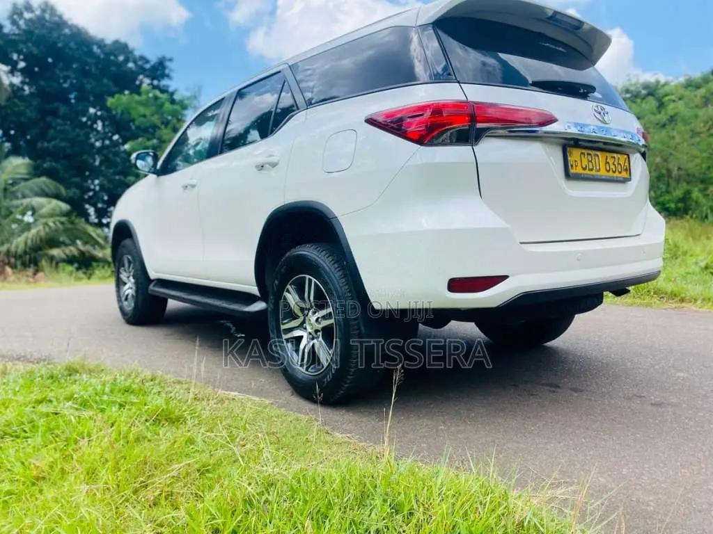 Toyota Fortuner 2018 SUV (Used)