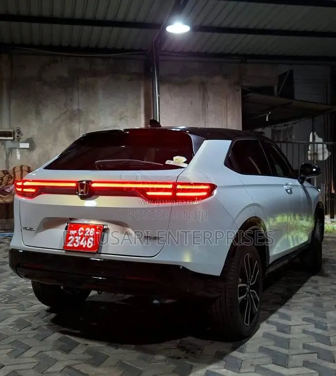 Honda Vezel HEV Z- Play Moonroof 2026 SUV Brand New