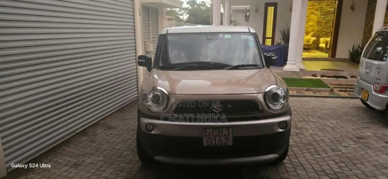 Suzuki XBEE 2019 SUV (Used)