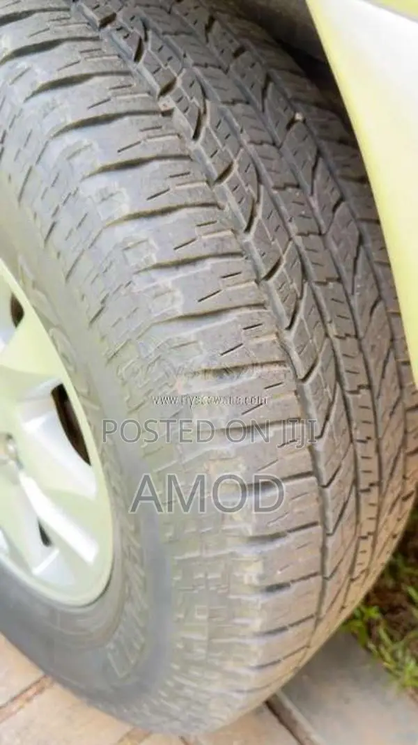 Toyota Land Cruiser 100 2003 SUV (Used)