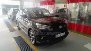 Toyota Raize 2025 SUV (Used)