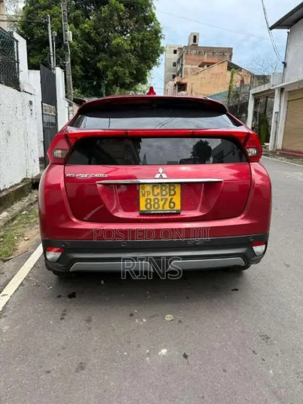 Mitsubishi Eclipse 2018 SUV (Used)