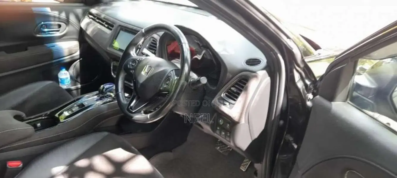 Honda Vezel RS 2017 SUV (Used)