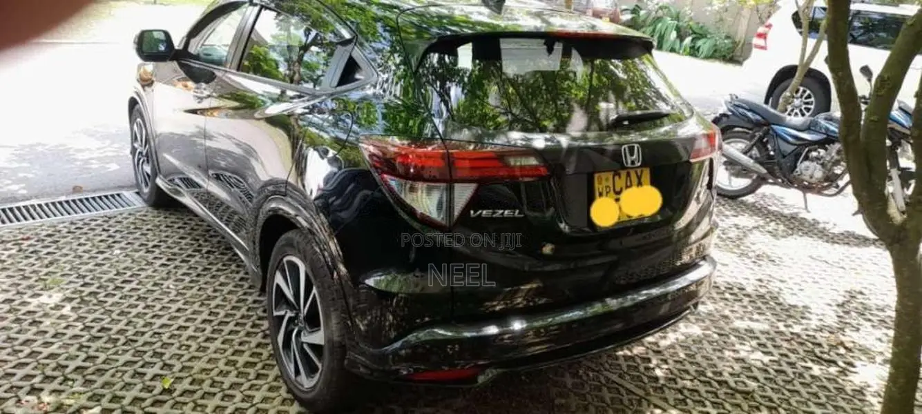 Honda Vezel RS 2017 SUV (Used)