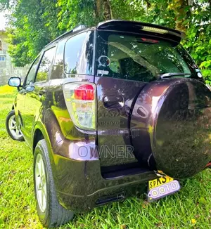 Toyota Rush 2011 SUV (Used)