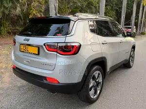 Jeep Compass-LIMITED-HIGHEST-SPEC 2019 SUV (Used)