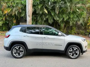 Jeep Compass-LIMITED-HIGHEST-SPEC 2019 SUV (Used)