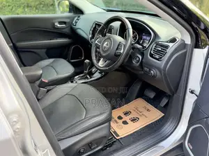 Jeep Compass-LIMITED-HIGHEST-SPEC 2019 SUV (Used)