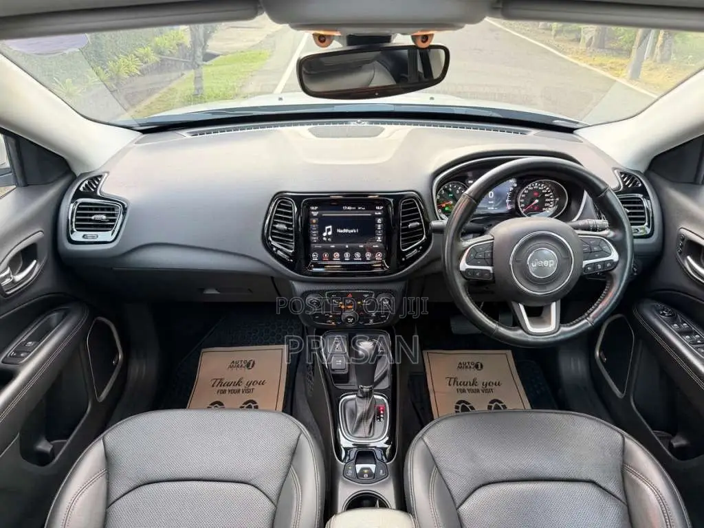 Jeep Compass-LIMITED-HIGHEST-SPEC 2019 SUV (Used)