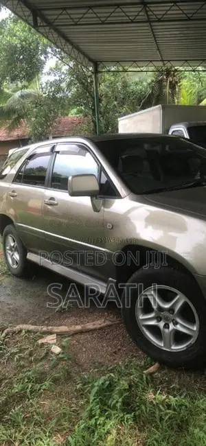Toyota Harrier 2002 SUV (Used)
