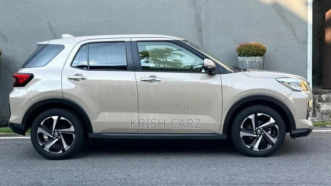 Toyota Raize Z Grade Hybrid 2024 SUV Unregistered (Recondition)