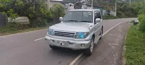 Mitsubishi Pajero IO 2000 SUV (Used)