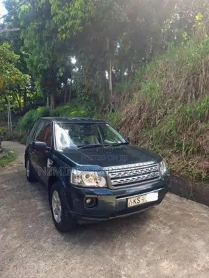 Land-Rover Freelander 2 2012 SUV (Used)