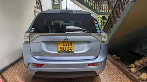 Mitsubishi Outlander 2013 SUV (Used)