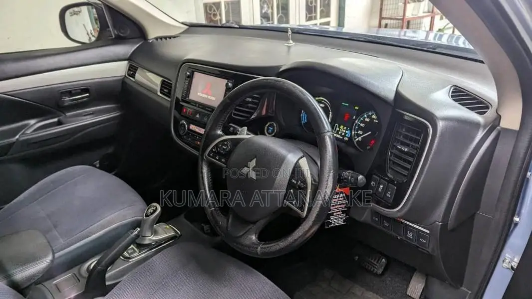 Mitsubishi Outlander 2013 SUV (Used)