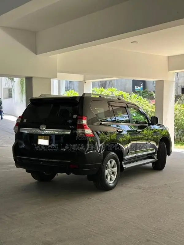 Toyota Land Cruiser Prado 150 2015 SUV (Used)