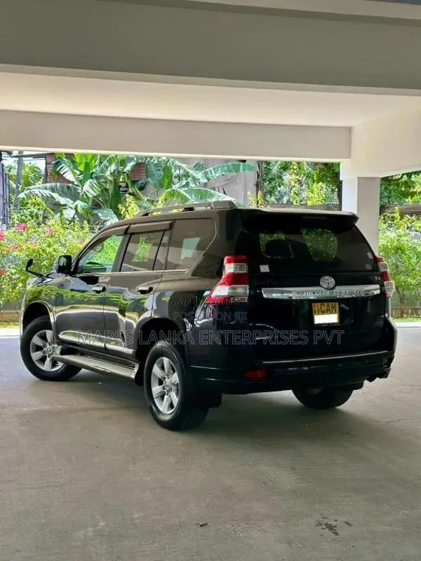 Toyota Land Cruiser Prado 150 2015 SUV (Used)