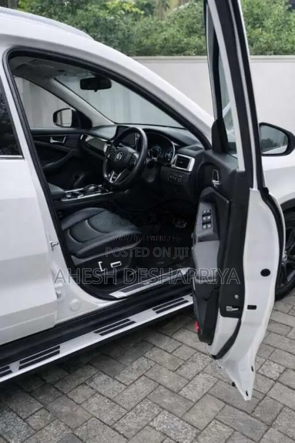 DFSK Glory I-Auto 2023 SUV (Used)