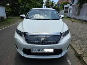 Toyota Harrier 2015 SUV (Used)