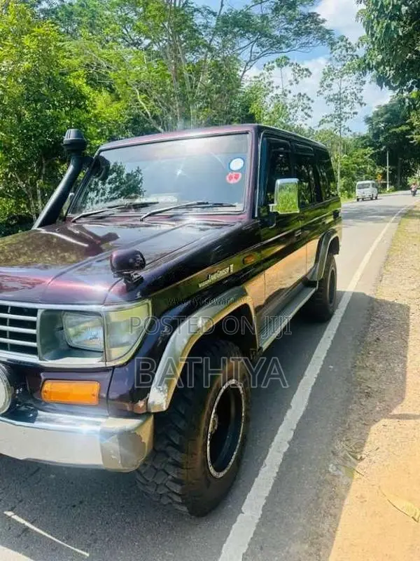 Toyota Land Cruiser Box Prado 1991 SUV (Used)
