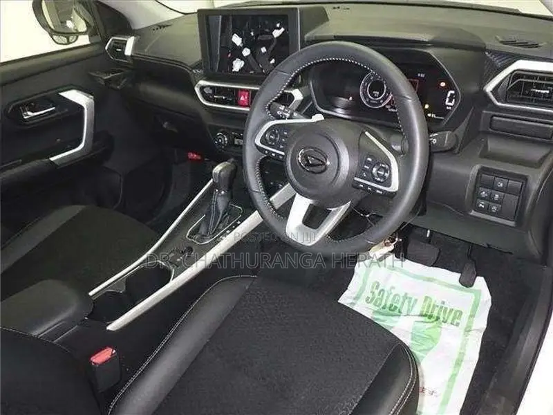 Daihatsu Rocky 2023 SUV (Used)