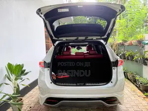 Toyota Harrier 2015 SUV (Used)