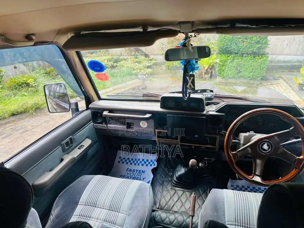 Toyota Land Cruiser Box Prado 1991 SUV (Used)