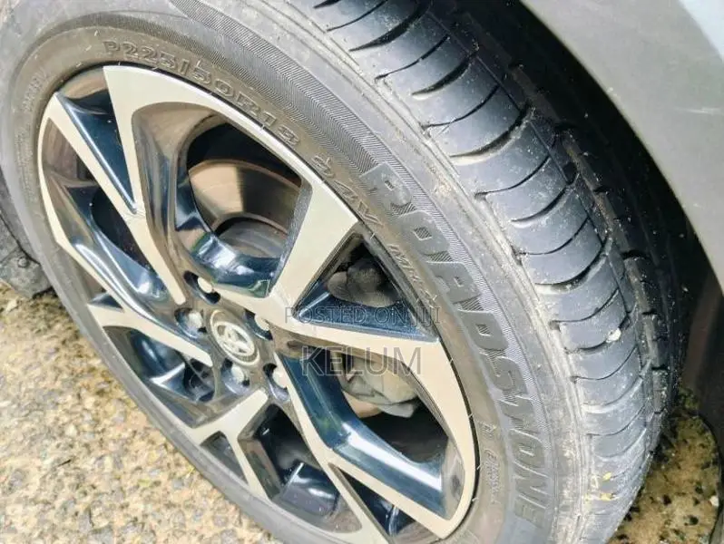 Toyota Chr Nxg 10 2018 SUV (Used)
