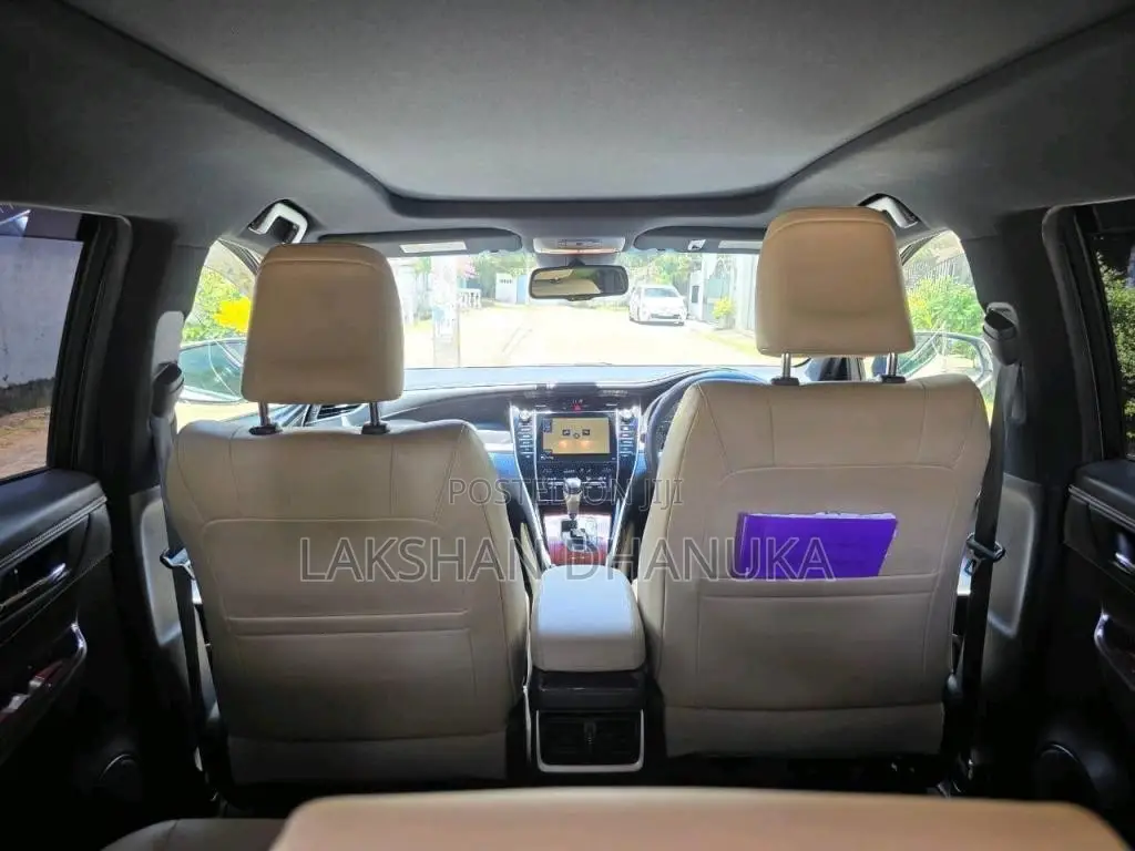 Toyota Harrier 2015 SUV (Used)