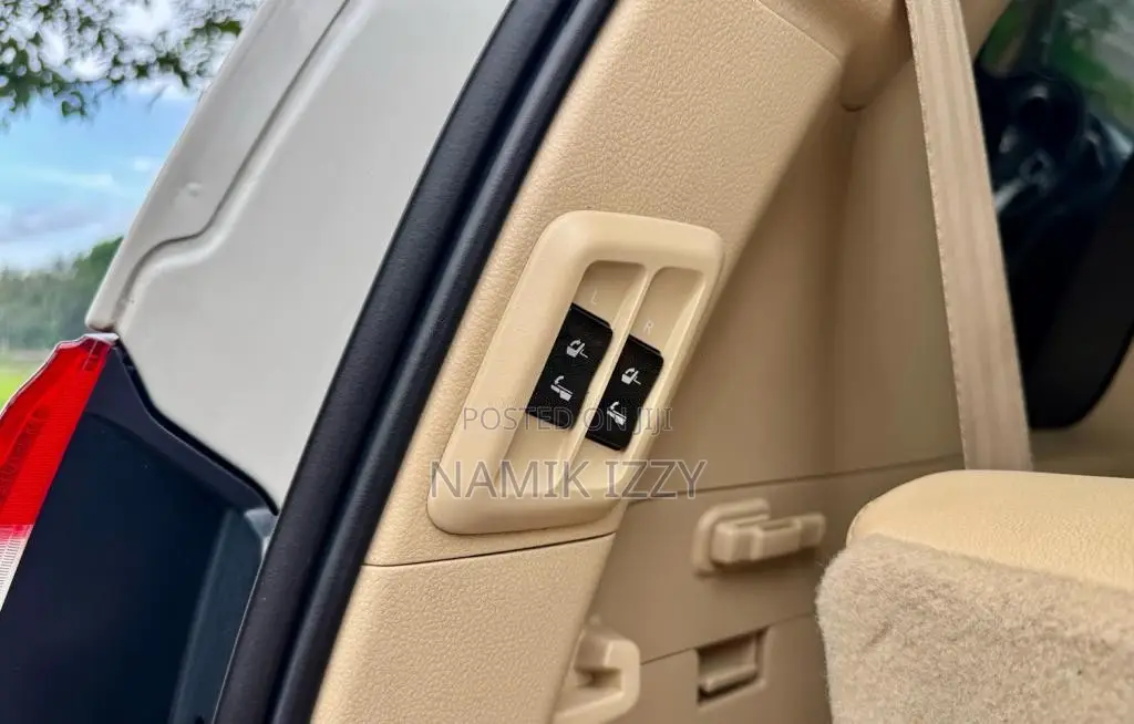 Toyota Land Cruiser TX Prado 150 2015 SUV (Used)