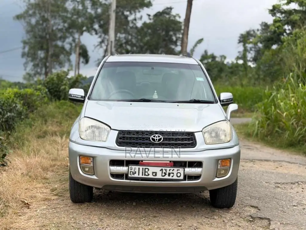 Toyota RAV4 2000 SUV (Used)