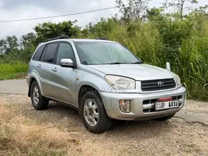 Toyota RAV4 2000 SUV (Used)