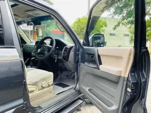 Mitsubishi Montero 2002 SUV (Used)