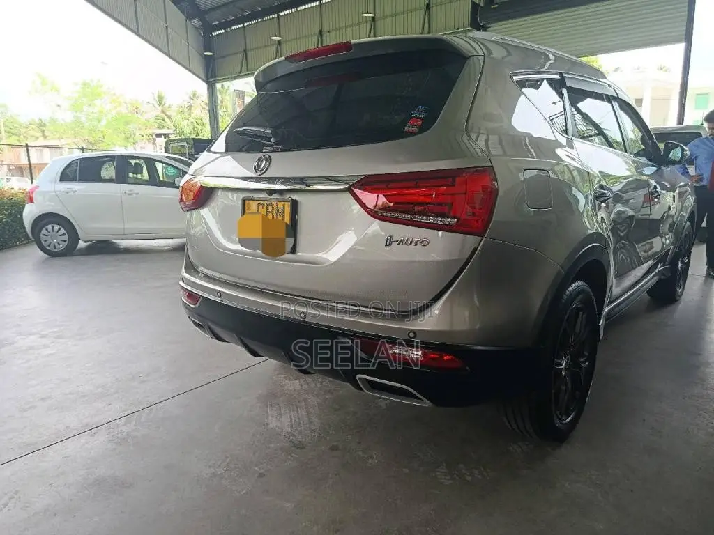 DFSK Glory I-Auto 2022 SUV (Used)
