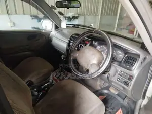 Suzuki Escudo 1999 SUV (Used)