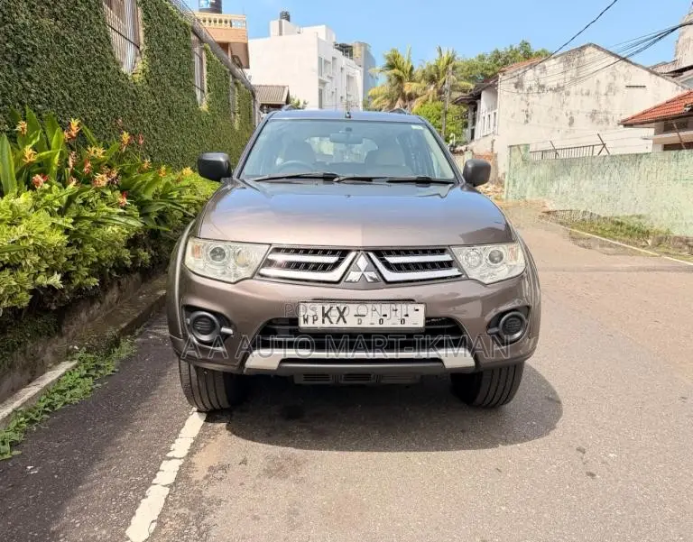 Mitsubishi Montero Sport 2014 SUV (Used)